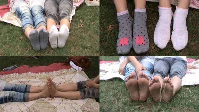 051双人棉袜裸足秀(方云超月)