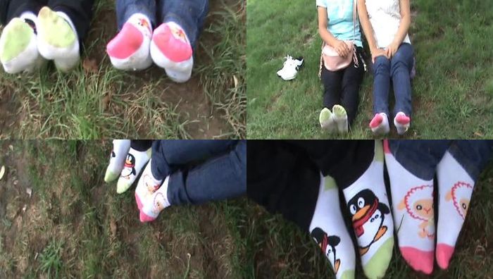 019与婷婷双人室外秀袜